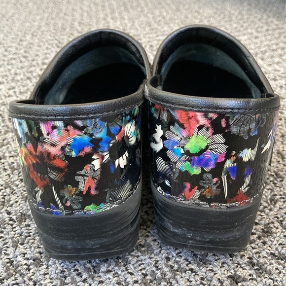 Dansko floral clogs size 39 - Picture 4 of 8